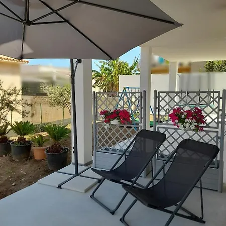 Casa Vacanze I Colori Del Mare Alcamo Marina Exterior photo